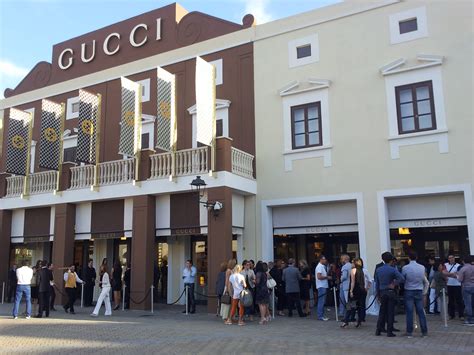 gucci outlet near rome